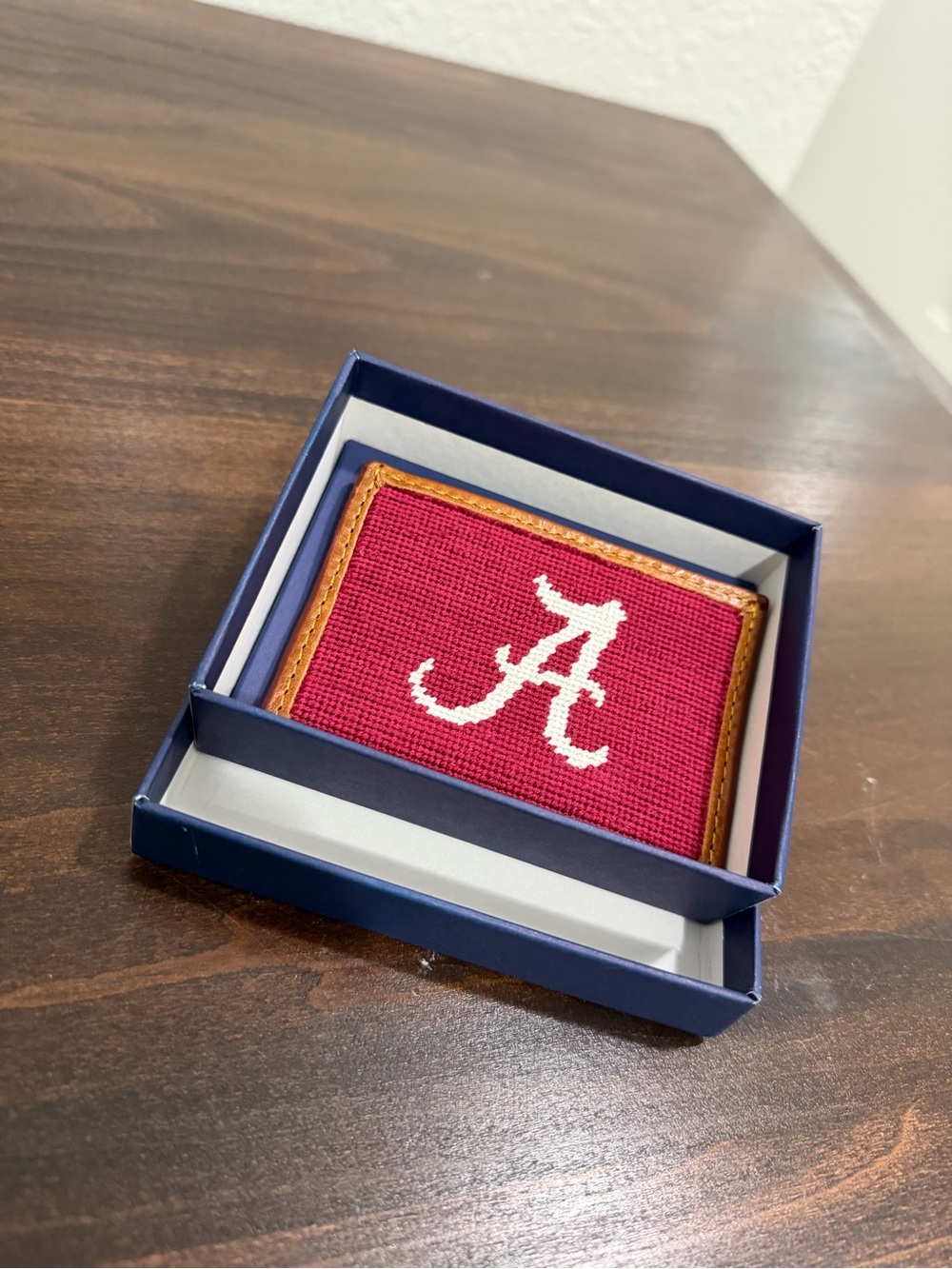 Alabama Crimson Tide Smathers & Branson Hand-stitched Needlepoint Card Wallet